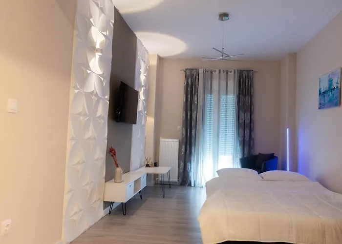 Skg Premium شقة سالونيك